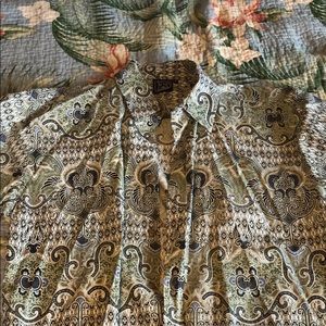 VINTAGE short sleeve button down shirt